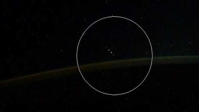 НЛО от видеото на космонавта Вагнер се оказаха спътници